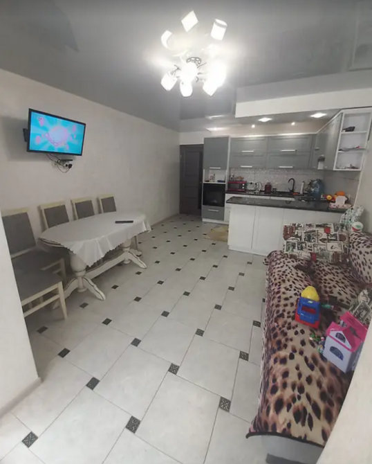 Продаж, 2x-кімнатна квартира, Тернопіль, пр-т. Злуки Ternopil' - photo 2