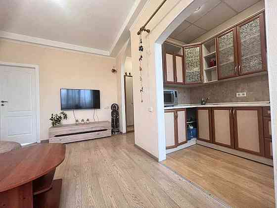 Оренда Квартира 3-кімнатна, 5/9 поверх на бульвар Шевченка, 2 Київ