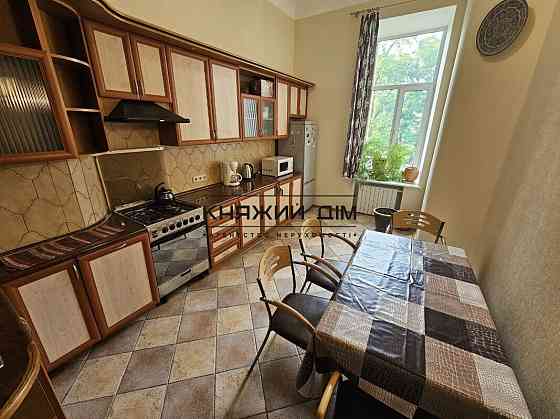 Оренда Квартира 3-кімнатна, 3/7 поверх на Заньковецкой ул. Киев