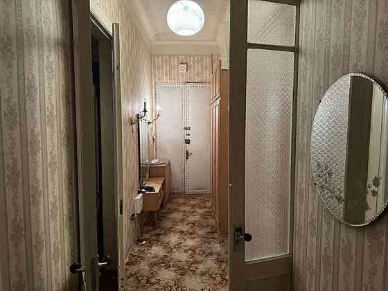 Оренда Квартира 3-кімнатна, 4/4 поверх на ул. Шелковичная Киев