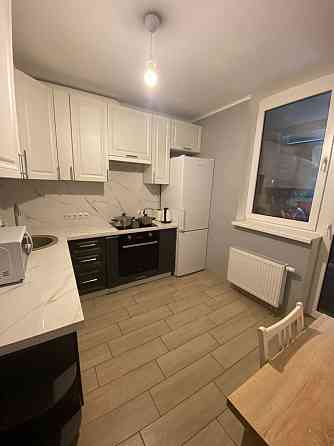 Оренда Квартира 2-кімнатна на Крушельницкой Соломии ул., 15 Київ