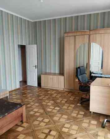 Продаж Квартира 3-кімнатна, 3/3 поверх на вул. Січових Стрільців Ивано-Франковск