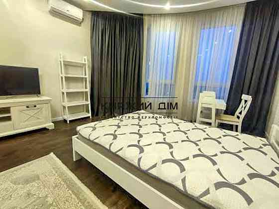 Оренда Квартира 1-кімнатна, 19/22 поверх на вул. Дружбы Народов бульв./Миколи Міхновського Киев