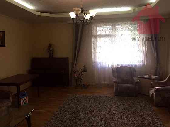 Продаж трикімнатної квартири по вул.Благоєва. Uzhhorod