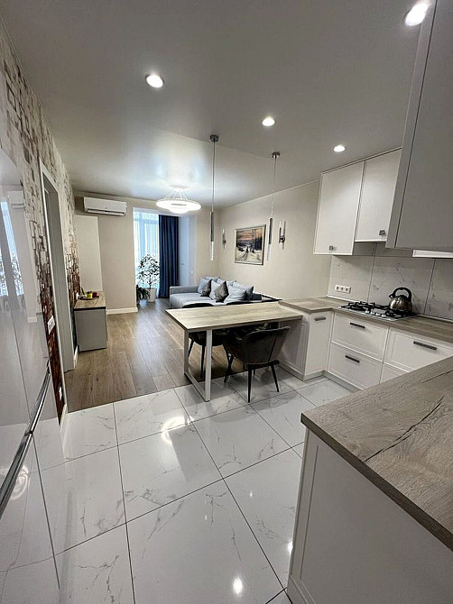 Продаж Квартира 3-кімнатна, 9/12 поверх на Славы б-р, 45Б Дніпро - фото 1