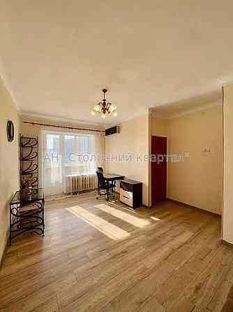 Продаж Гараж/паркомісце на Голосіївський пр-т, 74 4/4 поверх Київ