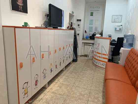 Оренда офісне приміщення на Саксаганського вул., 44Б приміщень - 1, поверх - 1/4 Kiev