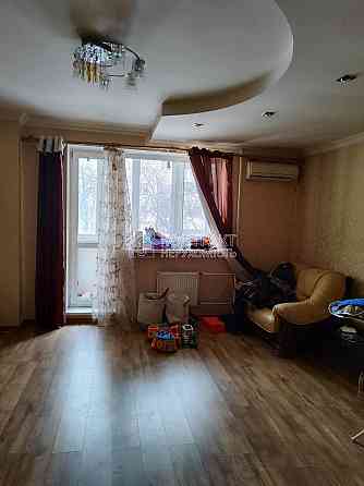 Продаж Квартира 3-кімнатна, 3/9 поверх на вул. Аптекарський Харьков