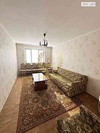 Продаж Квартира 3-кімнатна, 6/16 поверх на Победы пл., 95 Киев