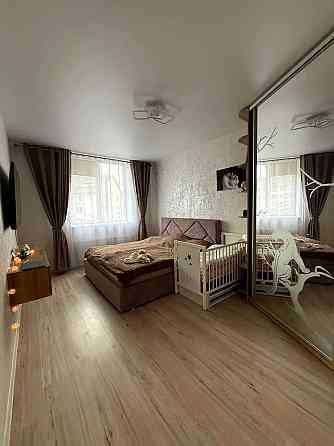 Продаж Квартира 2-кімнатна, 3/10 поверх на Львівська вул., 1f 