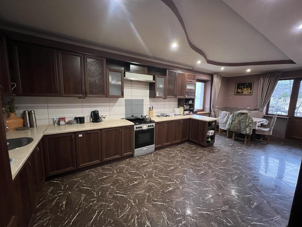 Продаж Квартира на улица Комарова Володимира 35а Львов - изображение 1