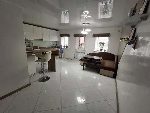 Продаж 2-поверховий   145.5 кв.м 3 кімн. на Волонтерська вулиця 74 Миколаїв - фото 1