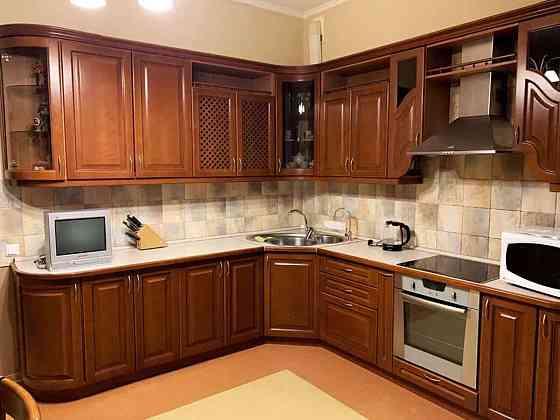 Оренда Квартира 3-кімнатна, 2/9 поверх на пр. Героев Сталинграда Київ