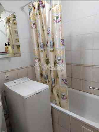 Продаж Квартира 1-кімнатна, 3/5 поверх на вул. Ньютона Kharkiv