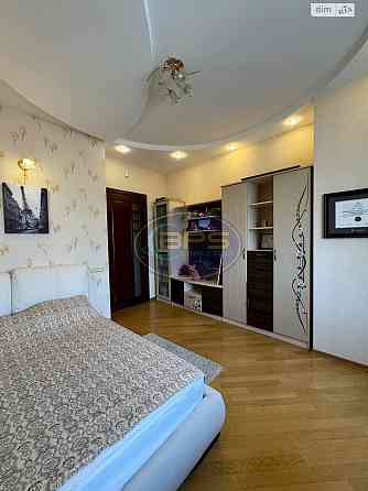 Продаж Квартира 4-кімнатна, 8/11 поверх на вул. Леваневского Одеса