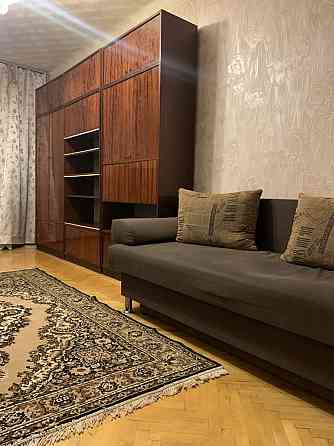 Оренда Квартира 1-кімнатна, 2/5 поверх на проспект Соборності, 1 Kiev