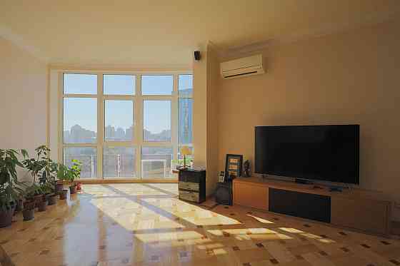 Продаж Квартира 2-кімнатна, 20/24 поверх на Глибочицька вул., д. 32-А Київ