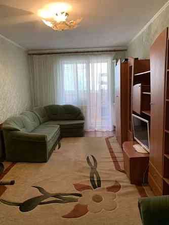 Оренда Квартира 2-кімнатна, 2/26 поверх на ул. Урловская Київ