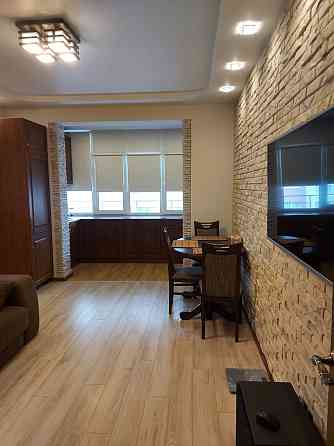 Продаж Квартира 2-кімнатна, 21/25 поверх на Василя Липківського (раніше Урицького) вул., д. 37Б Київ