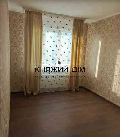 Продаж Квартира 2-кімнатна, 19/23 поверх на Озерна 