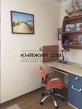 Продаж 2-поверховий Будинок з ділянкою 11 сот 214 кв.м   