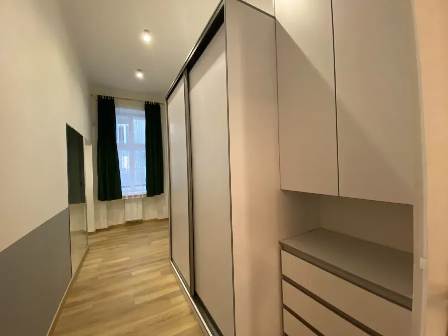 For rent 2-room Apartment 70 sq.m Валова L'viv - photo 6