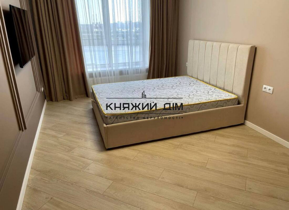 Оренда Квартира 1-кімнатна, 18/28 поверх на Днепровская Набережная ул. Kiev - photo 1