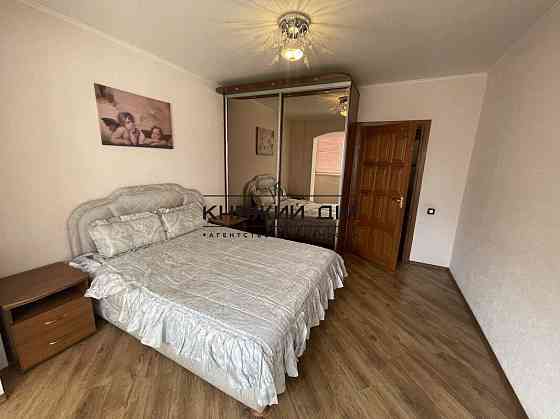 Оренда Квартира 2-кімнатна, 16/18 поверх на Вишняковская ул. Київ