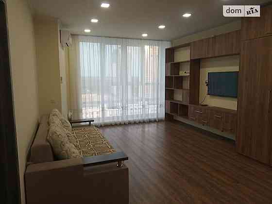 Оренда Квартира 2-кімнатна, 17/24 поверх на Харьковское шоссе Киев