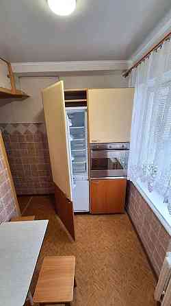 Оренда Квартира 1-кімнатна, 8/9 поверх на Мілютенка, 7а Киев