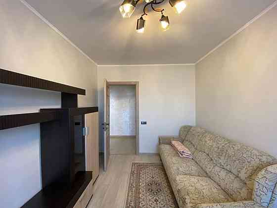 Оренда Квартира 2-кімнатна, 3/5 поверх на вул. Дубенська Kremenets'