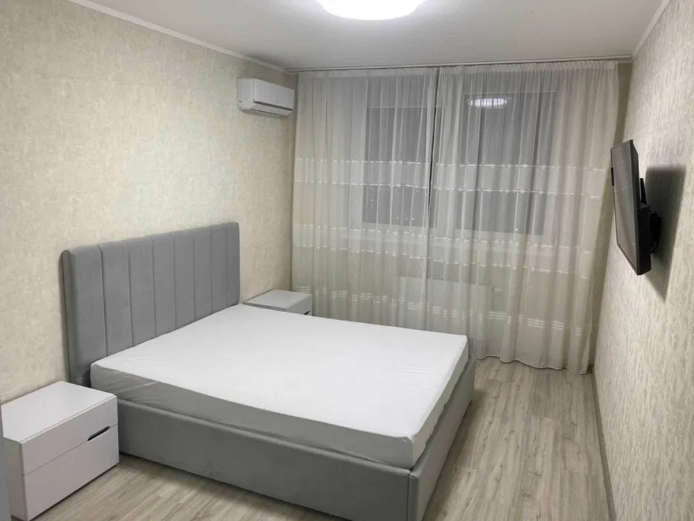 Оренда Квартира 1-кімнатна, 22/25 поверх на Соломії Крушельницької, 15В Киев - изображение 1