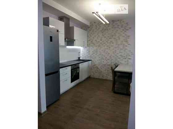 Оренда Квартира 2-кімнатна, 24/35 поверх на пр. Соборности, 30 Київ