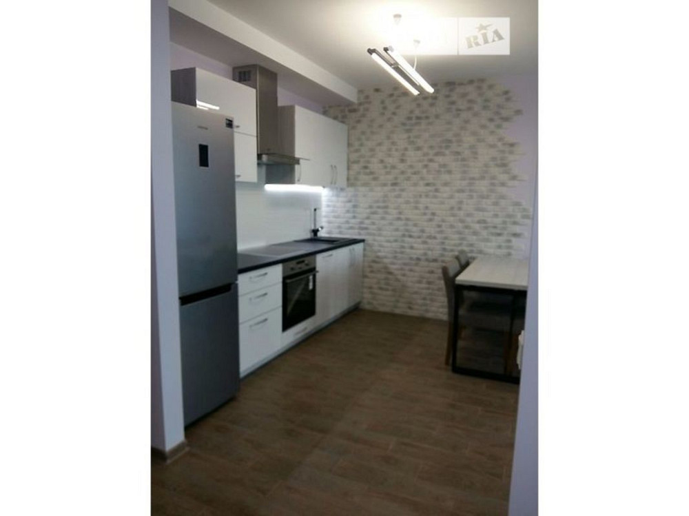 Оренда Квартира 2-кімнатна, 24/35 поверх на пр. Соборности, 30 Киев - изображение 1