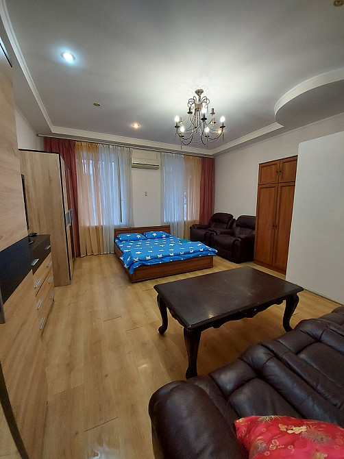 Двухэтажная квартира с капитальным ремонтом в центре Одессы Одесса - изображение 1