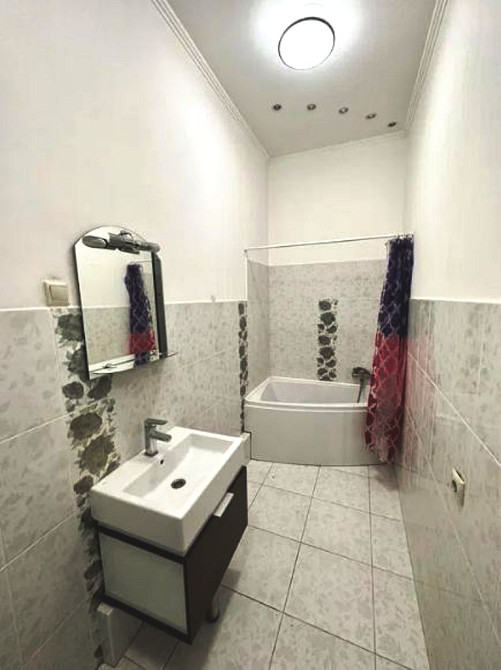 Прекрасная квартира в центре Одессы возле легендарной Потемкинской лестницы Одеса - фото 4