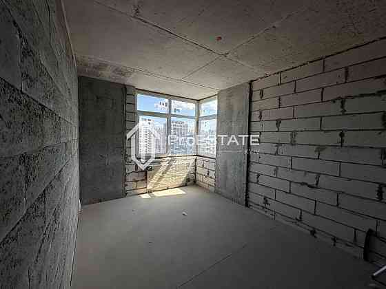 Продаж Квартира 3-кімнатна, 17/21 поверх на вул. Родини Крістерів Київ