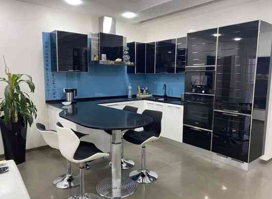 Оренда Квартира 2-кімнатна, 6/15 поверх на Тенистая ул., 9/12 Одесса