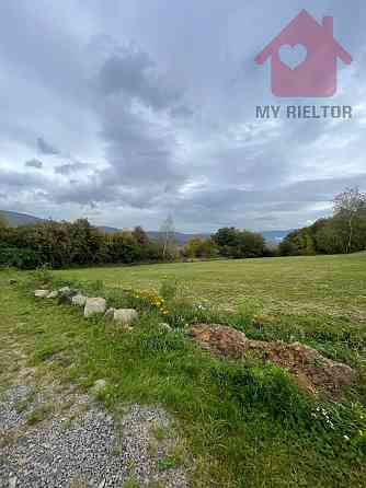 Продаж земельної ділянки 33 соток Huta