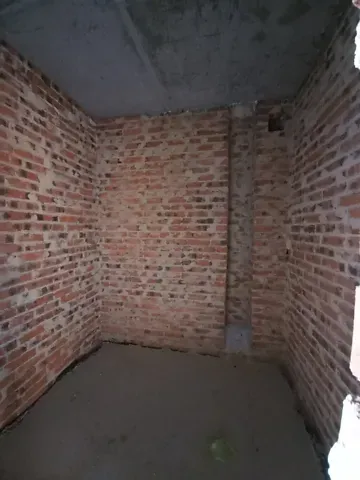 Продаж 2-поверховий   100 кв.м 4 кімн. на Незалежності майдан Рівне - фото 2