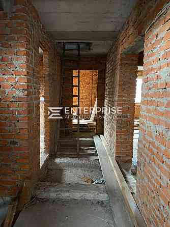 Продаж 3-поверховий Будинок з ділянкою 4 сот 170 кв.м 5 кімн. на Арктичної вул. Брюховичі (Перемишлянський район)