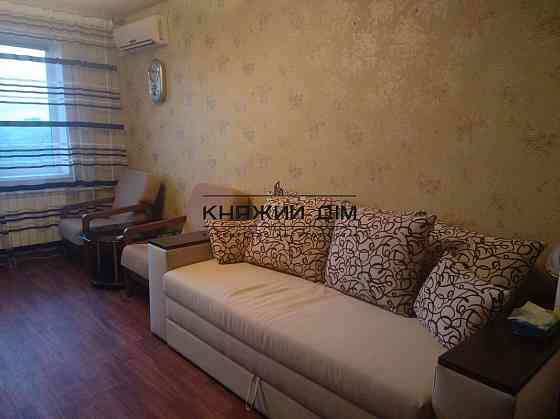 Продаж 3к Квартира 65 кв.м Приречная ул. Киев