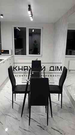 Оренда Квартира 2-кімнатна, 5/27 поверх на Лисогорский пер. Киев