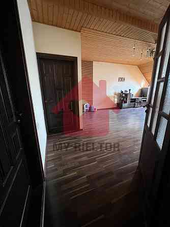 Продаж великої квартири по вул.Гойди. Uzhhorod