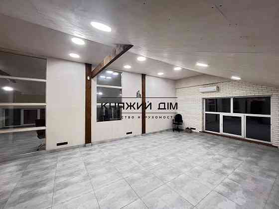 Оренда офісне приміщення на Садовая ул. поверх - 3/3 Київ