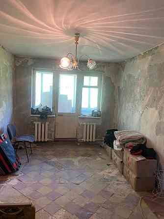 Продаж Квартира 1-кімнатна, 5/5 поверх на Батумская ул., 26 Дніпро