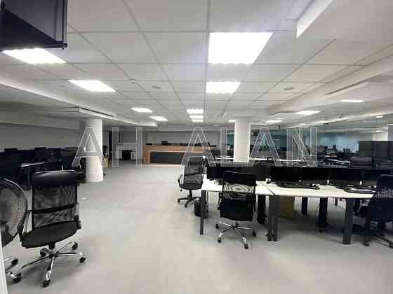 Оренда Будинок 5-кімнатний на Жилянська вул., 59 Киев