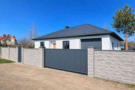 Продаж Будинок 3-кімнатний на вул. Сонячна Била Криниця