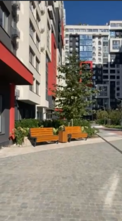 Трехкомнатная квартира в новом доме с двумя террасами. Лиманка