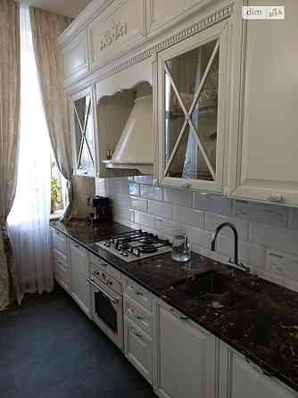 Продаж Квартира 3-кімнатна, 2/4 поверх на Соборна Vinnytsya